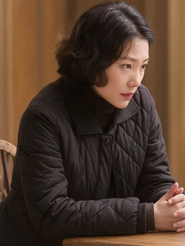 Shop Lee El Queen Mantis S01 Black Quilted Jacket