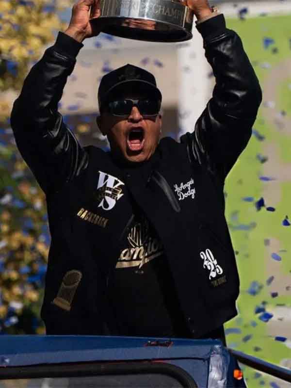 Shop Dave Roberts Dodgers Series Championship Parade Jacket