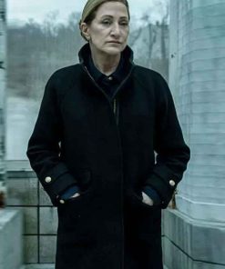 Shop Nina Hobbs Mayor of Kingstown S04 Black Coat