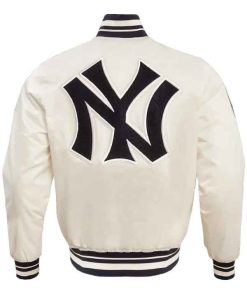 Shop New York Yankees White Starter Jacket