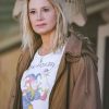 Shop Mira Sorvino Signing Tony Raymond Brown Leather Jacket