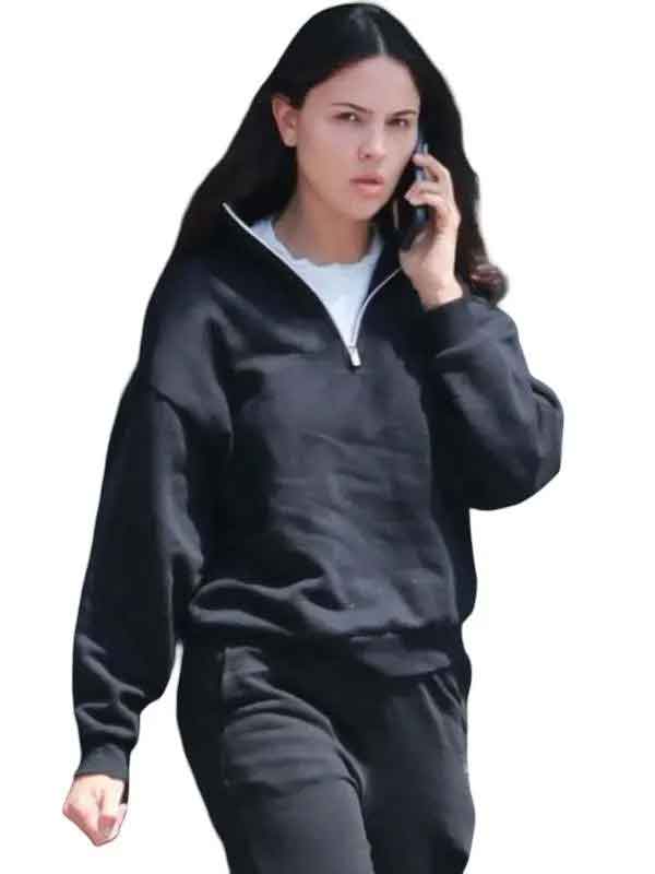 Shop Los Angeles 2026 Street Style Eiza Gonzalez Black Oversized Sweatshirt