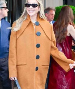 Shop NYC Este Haim 2026 Brown Coat