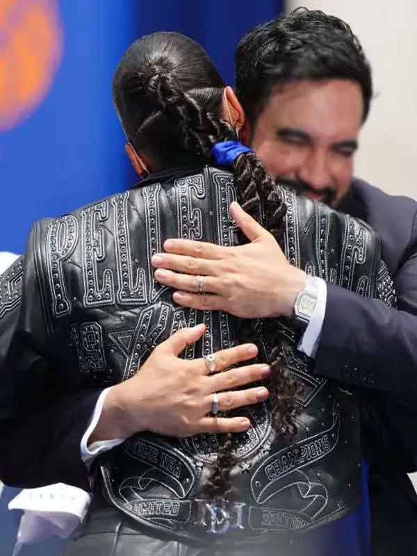 Shop New York Knicks Championship Parade Alicia Keys Pelle Pelle Black Leather Jacket